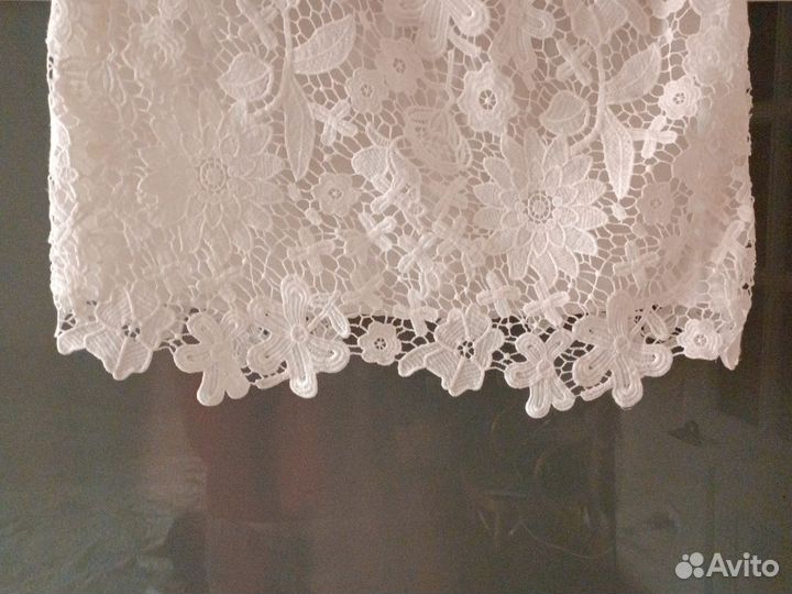 Платье белое 42