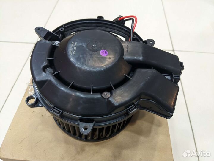 Мотор отопителя mercedes-benz ML W166/GL X166