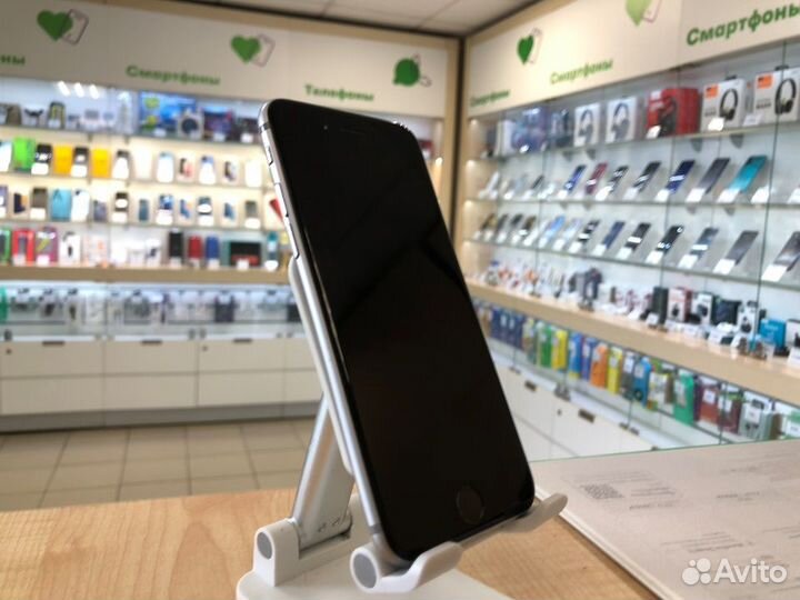 Смартфон Apple iPhone 6S 64Gb