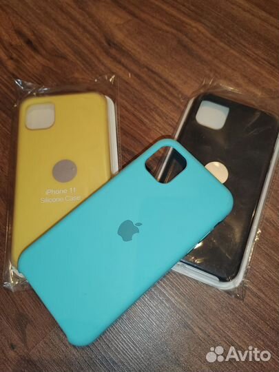 Чехол на iPhone 11