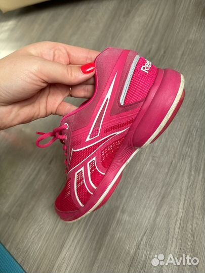 Кроссовки reebok easytone женские 38.5