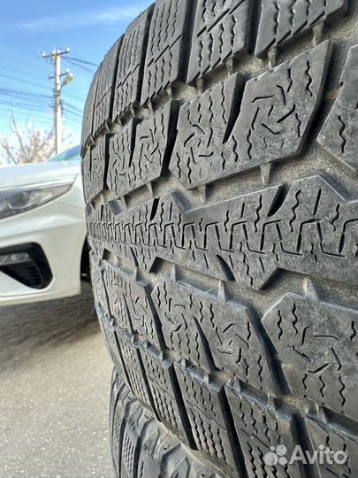 Toyo Observe G3-Ice 215/55 R17