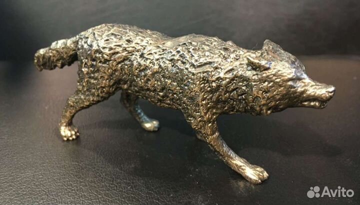 Бронзовая скульптура