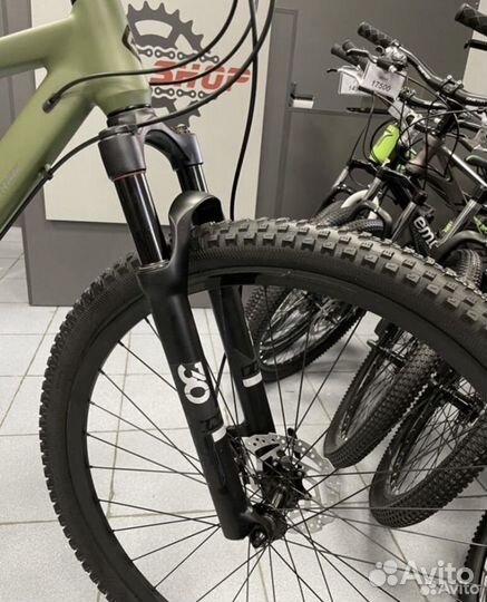 Горный веловиспед GT Новый
