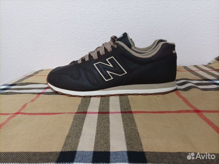 Кроссовки new balance 373 кожанные оригинал