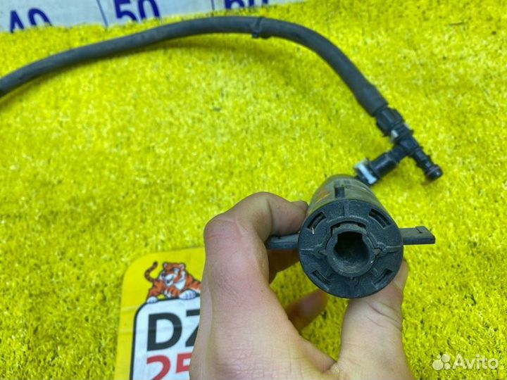 Форсунка омывателя фар передняя правая Bmw X5 E70 145047