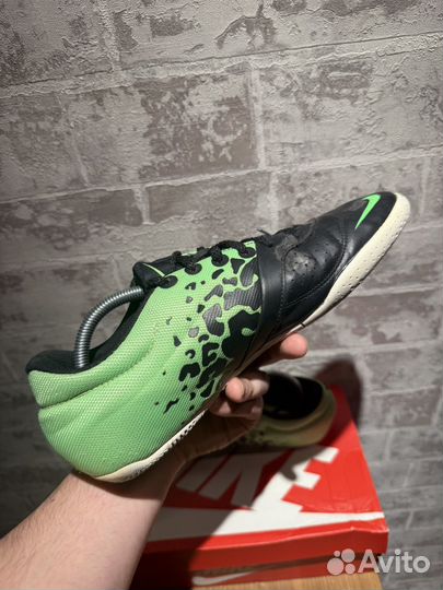44 nike FC247 elastico II