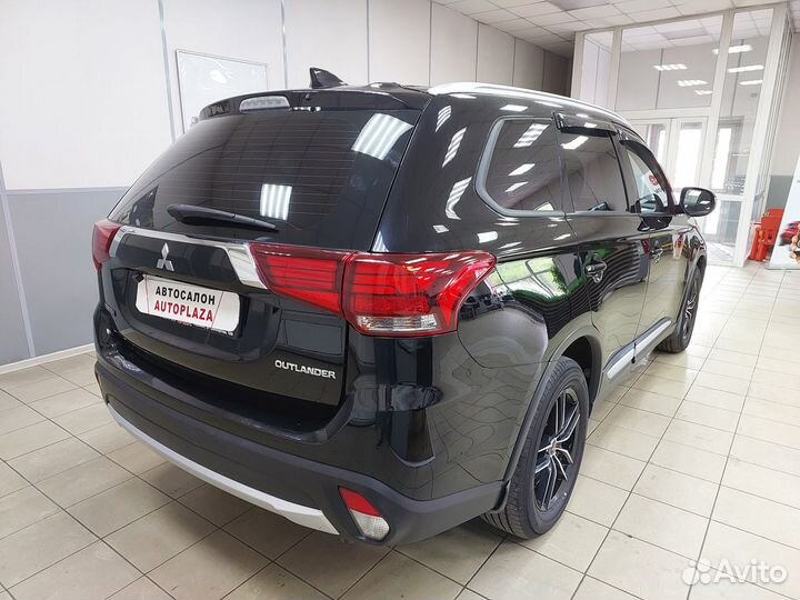 Mitsubishi Outlander 2.0 CVT, 2017, 137 000 км