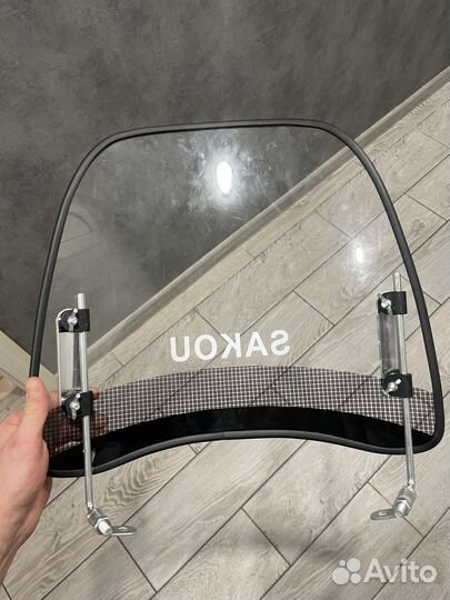 Ветровое стекло на электровелосипед