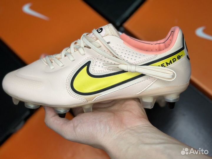 Футбольные бутсы железки Nike Tiempo Legend 9
