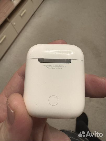 Кейс apple airpods и 1 шаушник