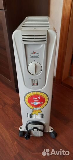 Масляный обогреватель DeLonghi