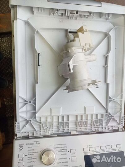 Запчасти на стиральную машинку Wirpool AWE6100