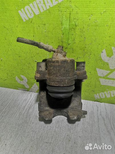 Суппорт передний левый Шкода Октавия А4