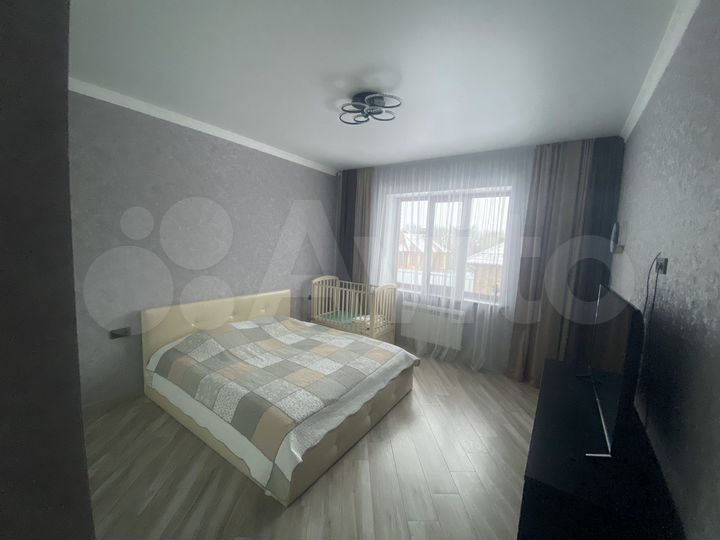 Дом 196,6 м² на участке 15,7 сот.