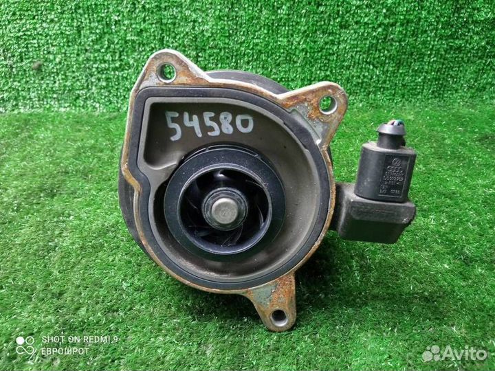 Насос водяной (помпа) Volkswagen Jetta 5 (2006-20