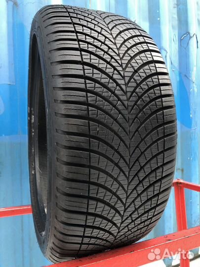 Goodyear Vector 4Seasons Gen-3 255/40 R20