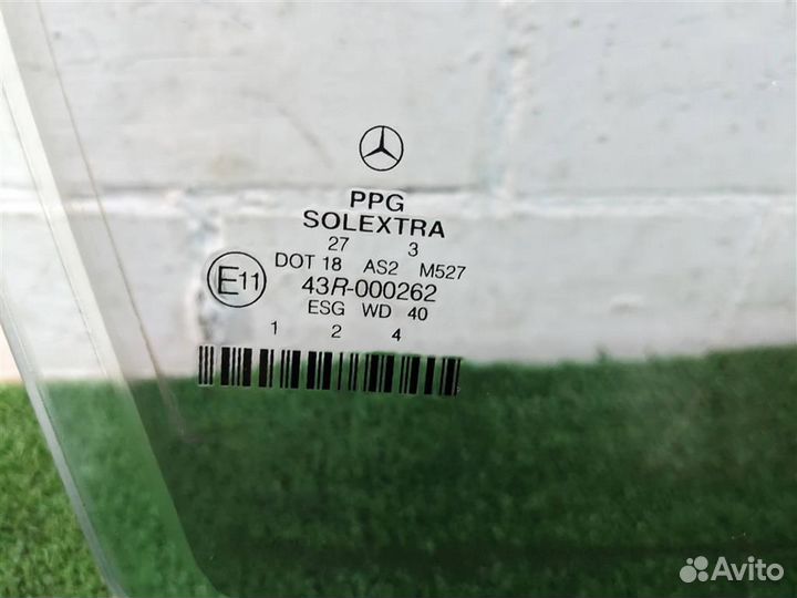 Стекло переднее правое Mercedes Benz E-class W211