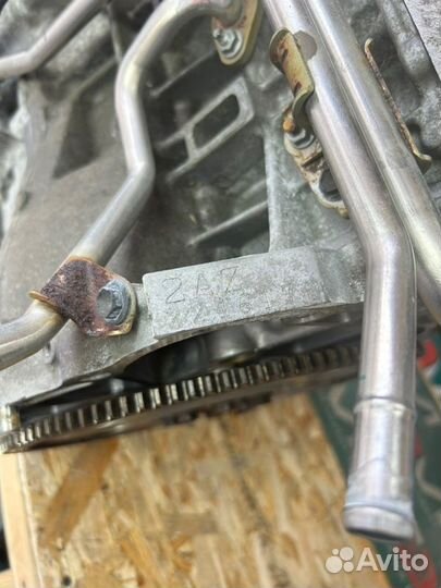 Двигатель Toyota Avensis AZT251 2AZ-FSE 2007