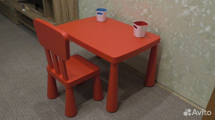Детский стол со стулом IKEA