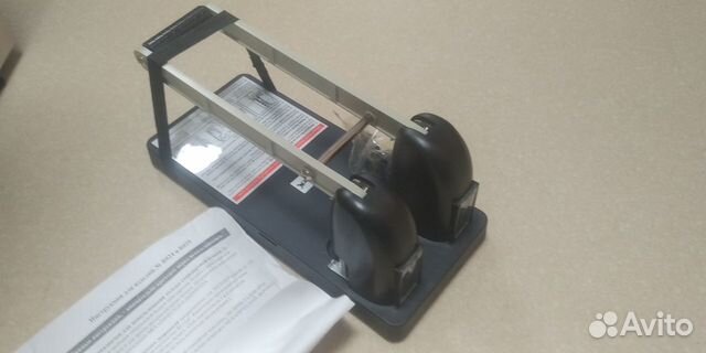 Дырокол на 150 листов (новый)