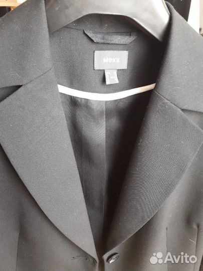 Женский пиджак фирмы Мехх