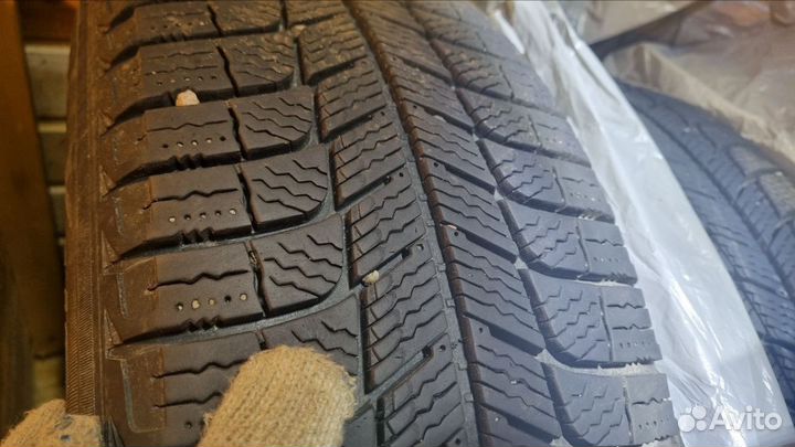 Колёса диски Skoda оригинал r16 michelin x-ice 205