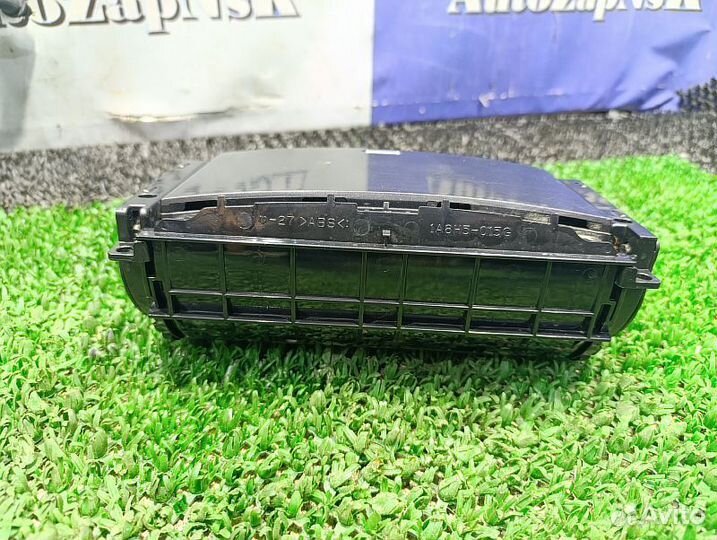 Подстаканник консоли Toyota Land Cruiser Prado