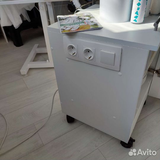 Вытяжка для маникюра и педикюра