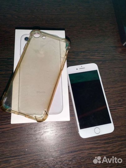 Телефон iPhone 7 128gb