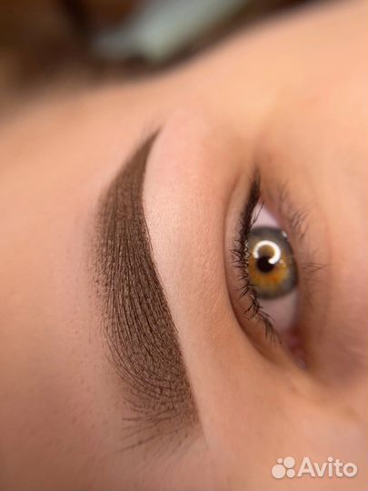 Модель на перманентный макияж бровей/губ/век