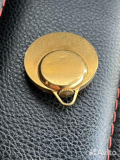 Часы -кулон слава. корпус позолота AU6