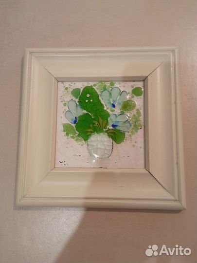 Картина из стекла, эмали в деревянной рамке