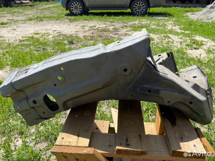 Правая четверть на Nissan Patfinder r51