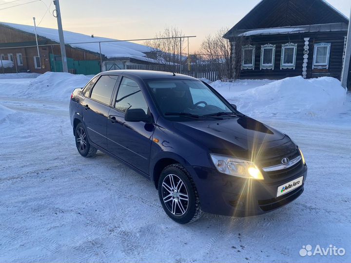 LADA Granta 1.6 МТ, 2013, 140 000 км