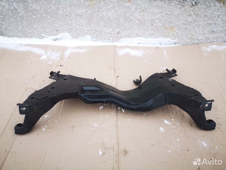 Подрамник Mitsubishi Lancer 9 / Outlander 1