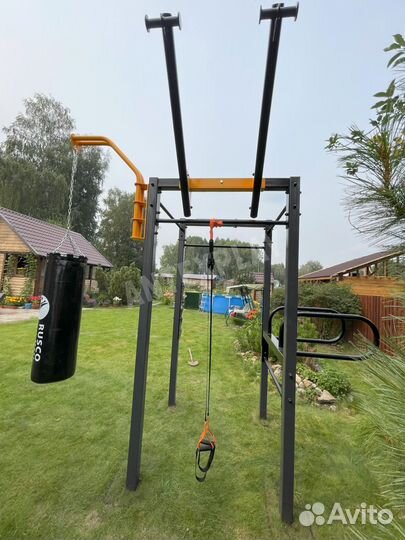 Спортивная площадка воркаут / Уличный тренажер
