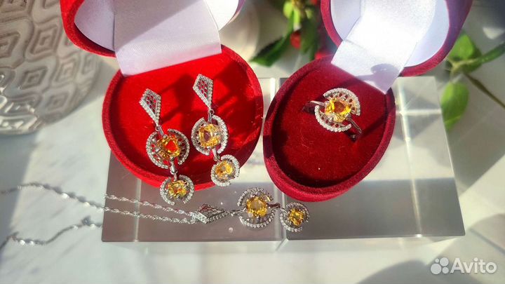 Комплект с бразильскими цитринами 7х7, 5х5, 925, п