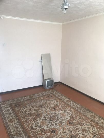 2-к. квартира, 40 м², 2/2 эт.