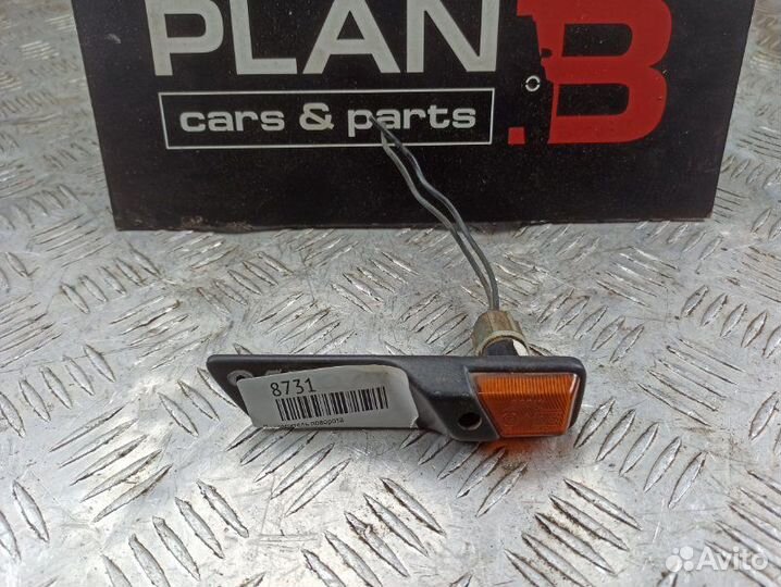 Повторитель поворота Volvo 440