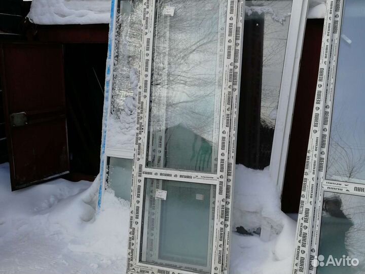 Окна пластиковые б/у, балконные двери