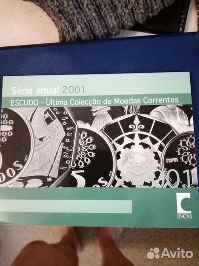 Официальные наборы монет Словении и Португалии