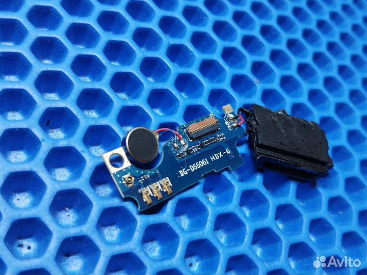 Doogee X60L. Нижняя плата с динамиком. Оригинал