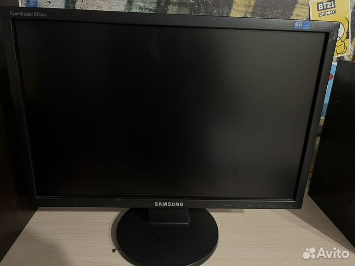Монитор Samsung