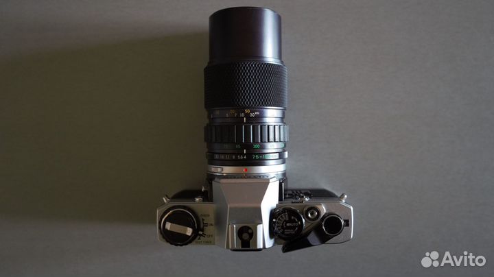 Пленочная камера Olympus OM10 + Zuiko 75-150mm f/4