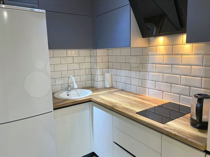 1-к. квартира, 52 м², 11/19 эт.