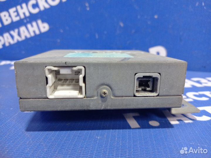 Блок управления двери Nissan Cefiro A32 седан