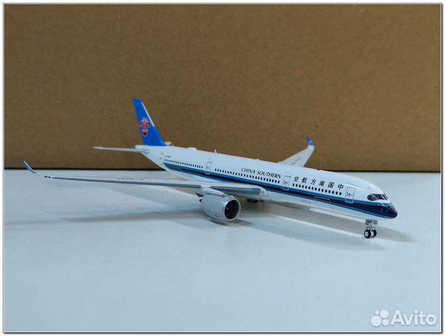 Самолёт Airbus A350 China Southern 1/400 Aviation