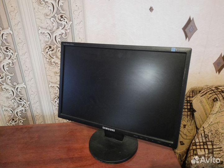 Монитор 19 дюйм samsung