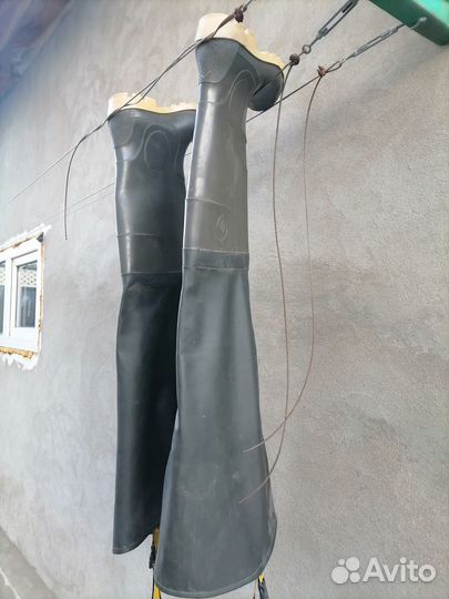 Болотные сапоги